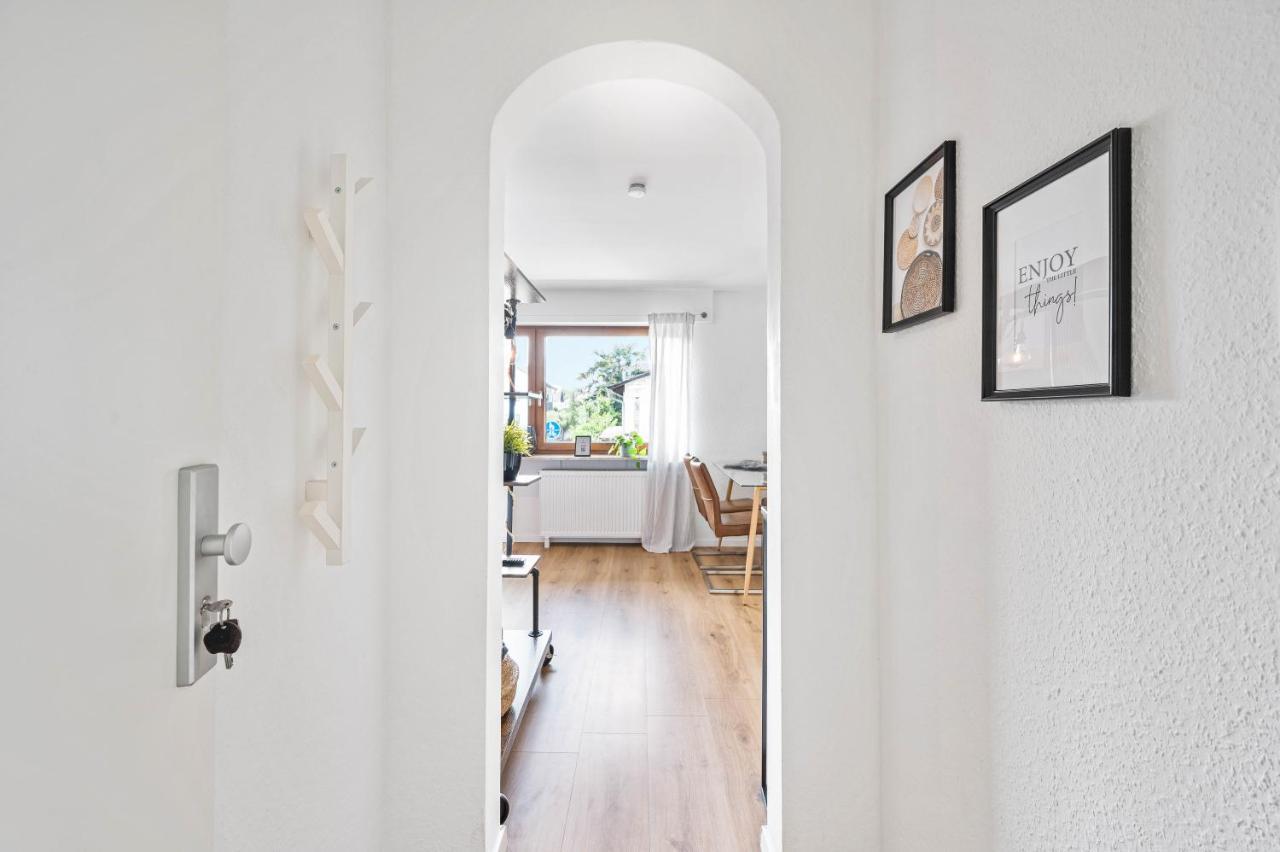 Ruhiges Und Zentrales Apartment In Huettenfeld Lampertheim Kültér fotó